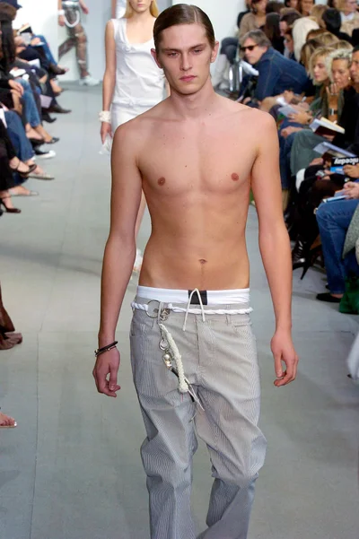 Look 14